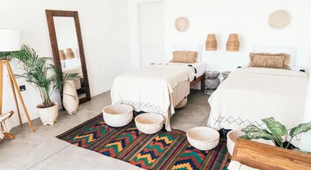 Кровать в общем номере Dreamsea Sri Lanka
