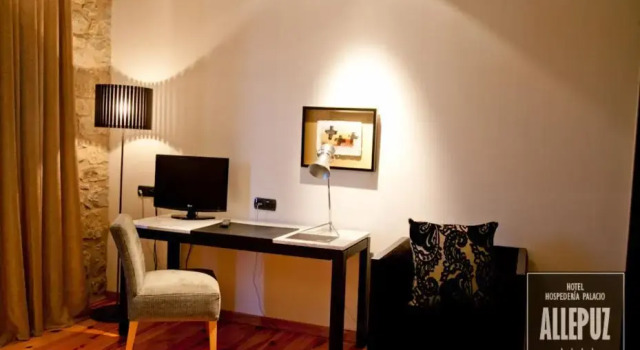Номер Standard Hospedería Palacio de Allepuz