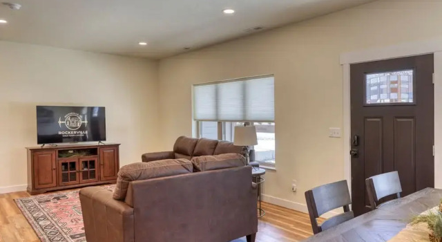 Gold Mining Condo King Bed Modern Comforts, Забронировать Апартаменты/квартира Апартаменты штата Южной Дакоты, Апартаменты/квартира