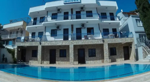 Ada Blue Star Apart Otel