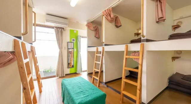 Капсула Green Guesthouse