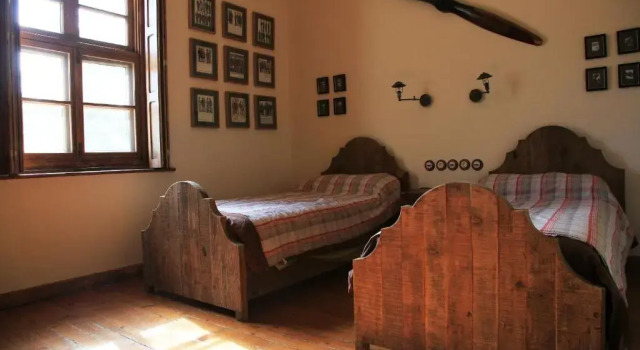 Old England House, Varaa Hotelli Minas de Riotinto Huelva