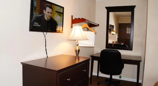 Номер Standard Americas Best Value Inn & Suites Kansas City