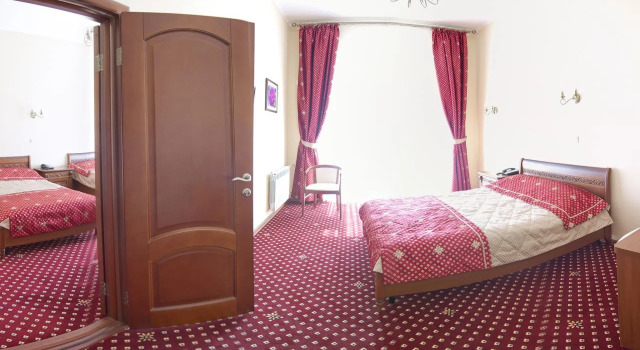 Riviera Hotel, Rezerwuj Hotel Chabarowsk Kraj Chabarowski
