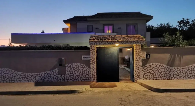 Villa Miramare, Book Villa Sommerhuse i Salerno, Hytte