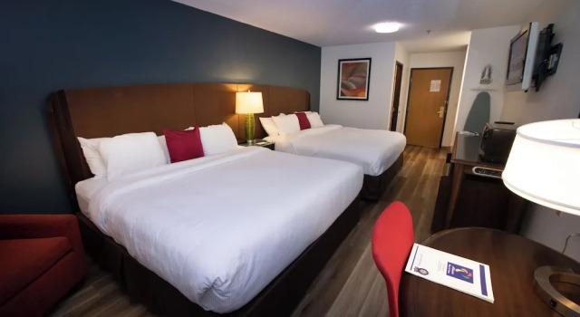 Номер Standard Alliance Hotel & Suites, a Howard Johnson by Wyndham