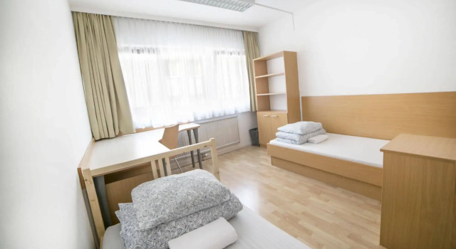 Alibi Hostel Vienna, Book Hostel / Vandrerhjem SPA-hoteller i Wien, nær Strudlhofstiege, SPA