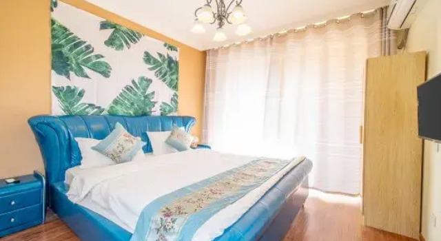 Семейный люкс с 2 комнатами Yijiayi Holiday Hotel