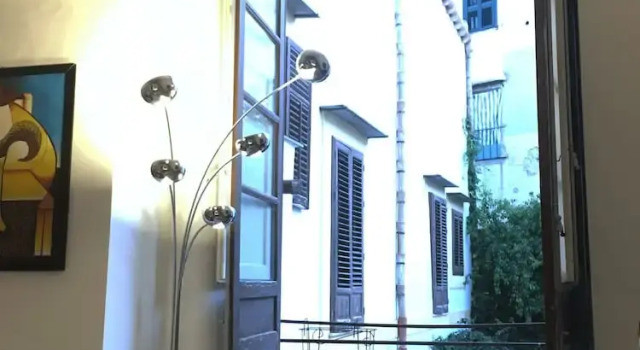 Ciuri e Amuri Palermo Suites, Забронировать Отель Отели Палермо с парковкой, рядом с Кафедральный собор, Парковка