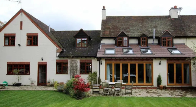 Larkrise Cottage Bed And Breakfast, Забронировать Дом для отпуска Коттеджи Уорикшир, Коттедж