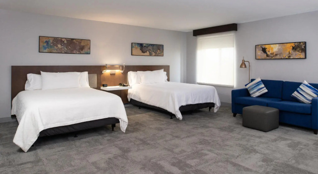 Четырёхместный полулюкс Hilton Garden Inn Baton Rouge Airport