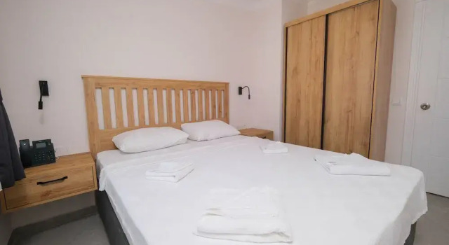 Номер Standard The Diplomat Hotel
