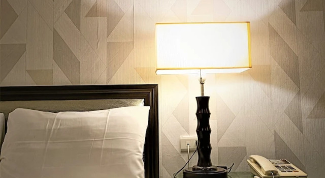 Четырёхместный номер Standard Well Garden Hotel