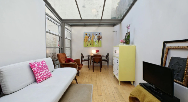 Апартаменты Bright Chic Garden Apartment