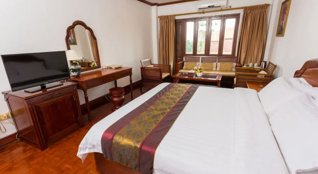 Двухместный номер Superior с балконом Mekong Hotel