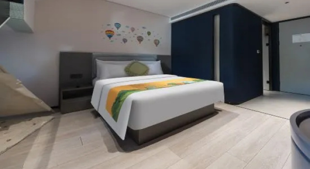 Двухместный семейный люкс Superior Дуплекс Jinan Daming Lake Scenic Area Furong Street Light Residence Hotel
