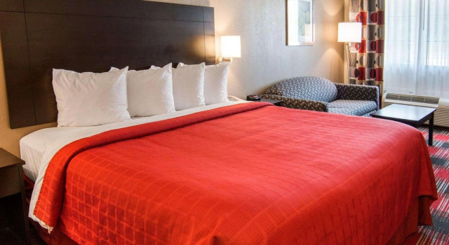 Quality Inn Natchitoches, Boek Hotel Hotels in Missouri met zwembad, Zwembad