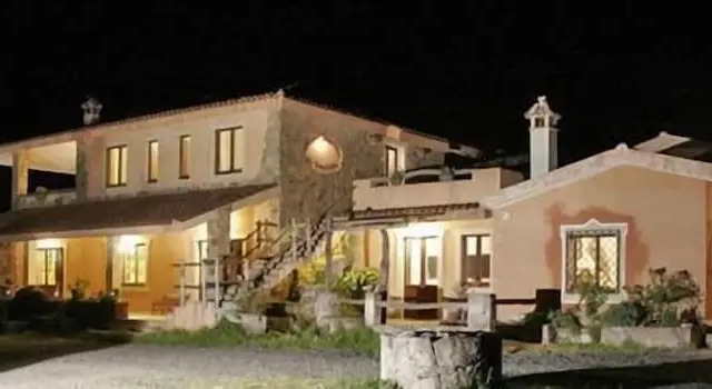 Sa Tanchitta, Book Hotel Ulà Tirso Sardinien