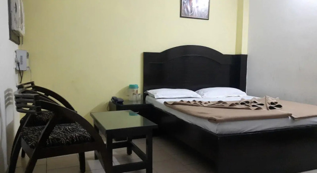 Hotel Shreeram Deluxe