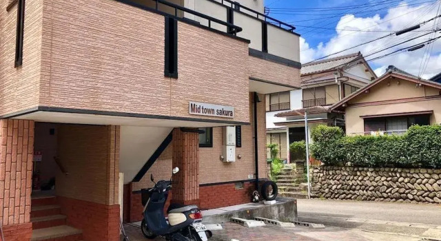 Midtown Sakura Apartment House 201, 预订 公寓 那智胜浦町 和歌山县