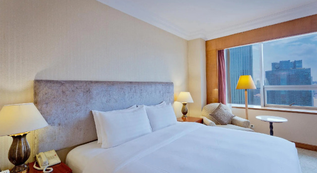 Двухместный номер Standard Crowne Plaza Qingdao by IHG