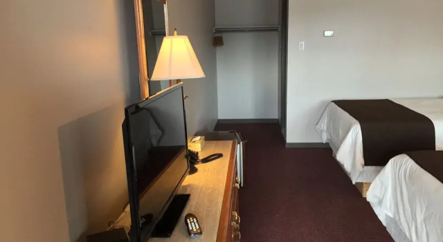 Четырёхместный номер Comfort Motel Le Radisson de Val-David