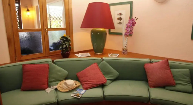 Hotel Lo Scirocco