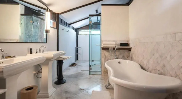 Вилла с 2 комнатами Villa Mahabhirom