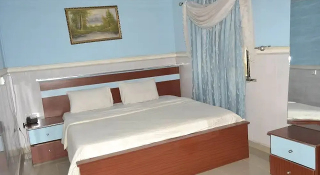 Global Village Hotel & Suites Bwari, Boek Hotel Bwari Abuja