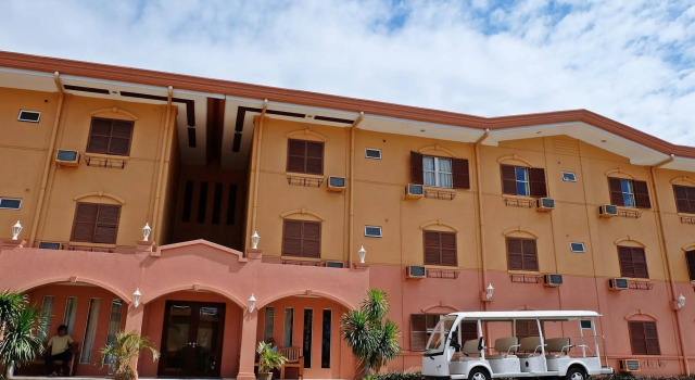 Casablanca Gardens Apartments, Book Apartment Lapu Lapu 