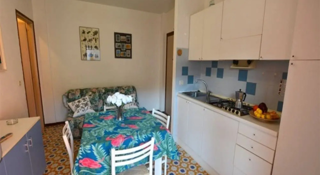 Апартаменты c 1 комнатой с балконом Central Apartment Near the Beach With Parking