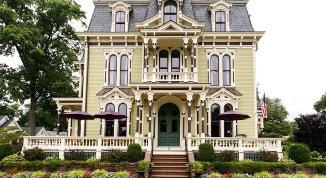 Silas W Robbins House Bed & Breakfast, Buchen Sie Hotel Hotels in New England mit Frühstück, Frühstück
