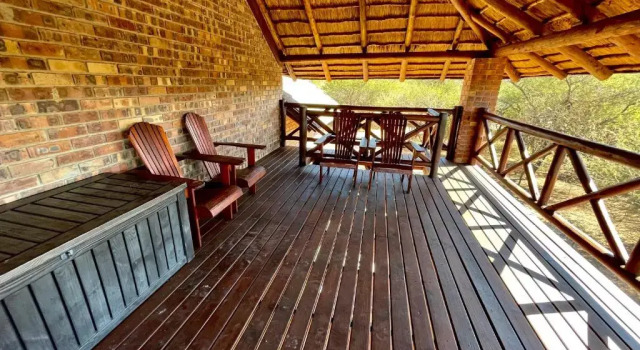 Коттедж Nghala Self-catering Holiday Home