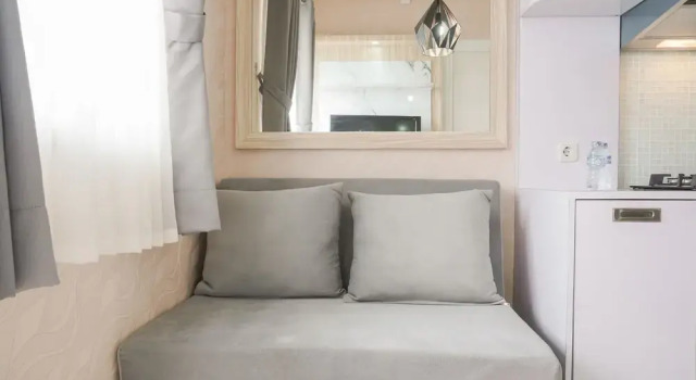 Vibrant 2Br With Sofa Bed Apartment At Green Pramuka City, Prenota Appartamento Matraman Giacarta