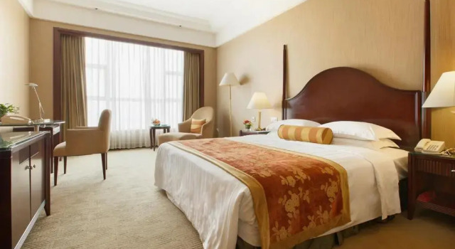 Двухместный номер Business Grand Royal Hotel