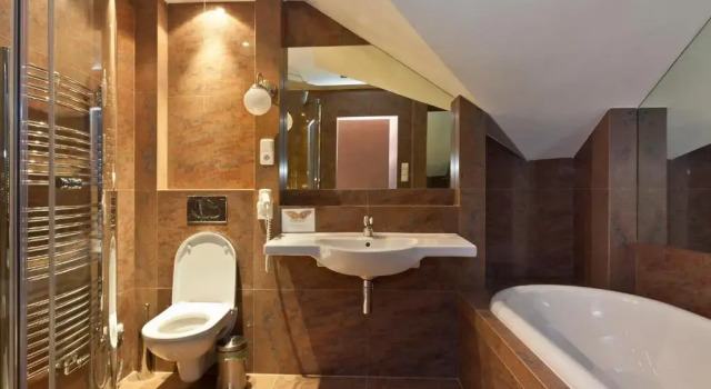 Семейная студия Deluxe Caroline Old Town Square Hotel