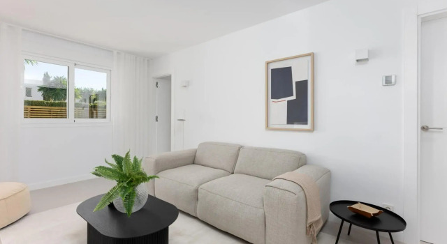 Jardines 38 Beautiful Luxury Family Apartment, Забронировать Апартаменты/квартира Отели Марбелья с парковкой, рядом с Casino Marbella, Парковка