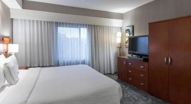 Номер Deluxe Courtyard Fort Worth West at Cityview