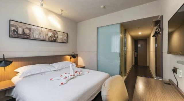 Двухместный номер Business Jinjiang Inn Select Zhenzhou Dongfeng Road Technology Market