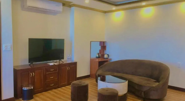 Полулюкс Golden Sea HaLong Hotel