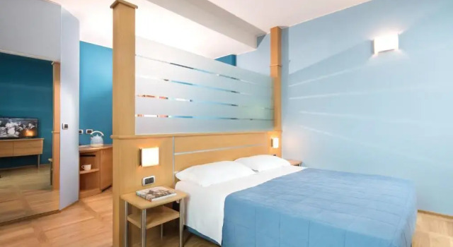 Полулюкс Garda Hotel