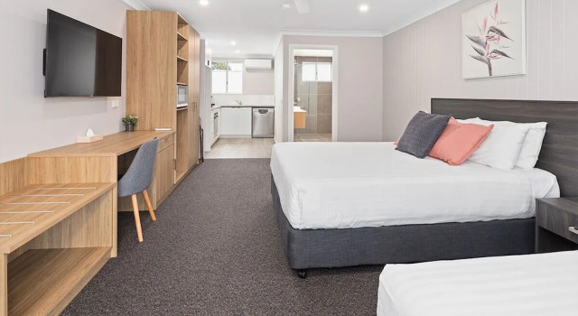 Двухместный номер Superior с балконом Hive Hotel, Moruya