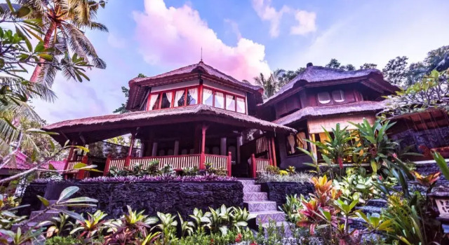 Вилла c 1 комнатой с видом на море The Palms - Seraya Shores Retreat Bali
