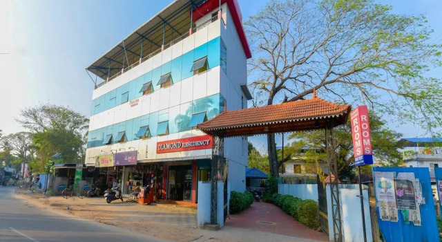 Diamond Residency by OYO Rooms, Забронировать Отель Недорогие отели штата Кералы, недорого