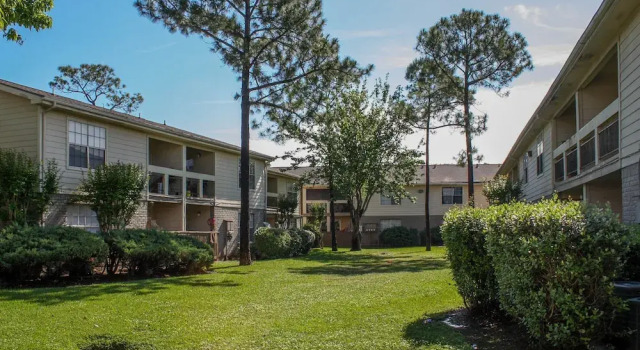 OYO Apartments at Eden Pointe, Rezervovat Apartmán Houston Houston