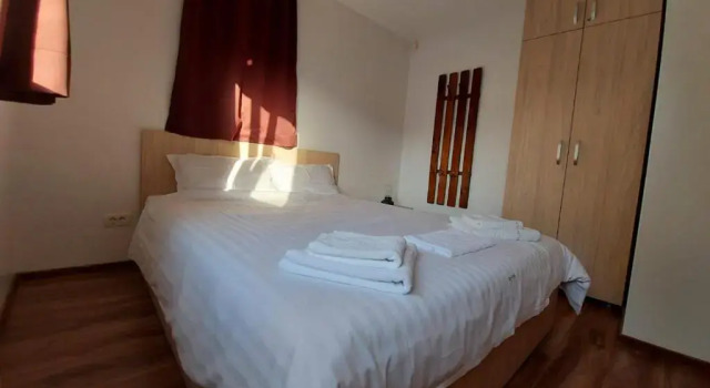 C House, Rezervovat Hotel Hotely v Prahova Valley s parkováním, Parkování