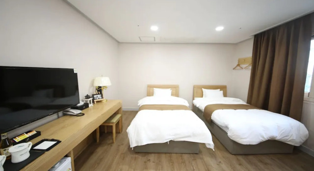 Номер Economy Hotel Aroha