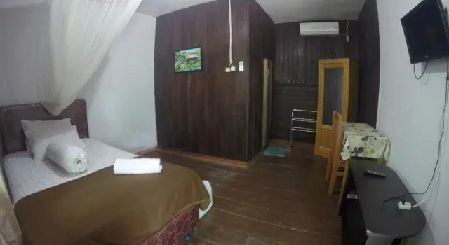 Cormasiwin Resort Mangrove, Buchen Sie Resort Waisai Westpapua