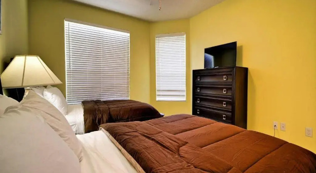 Island Key Condos 302