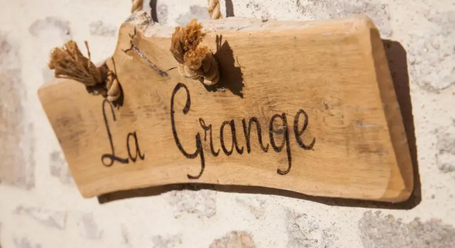 Коттедж Gîte "La Grange" 5 personnes proche du Puy du Fou avec piscine